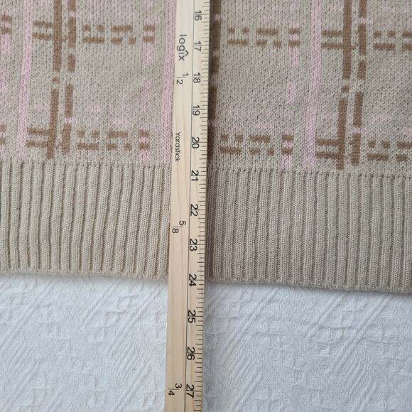 #0386 Design history sweater size Medium - Picture 8 of 9